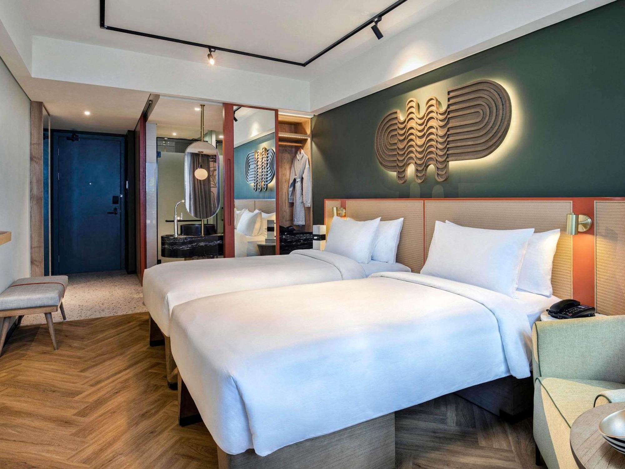 Comfort Twin Room Balcony Unlimited Self-Service Laundry
